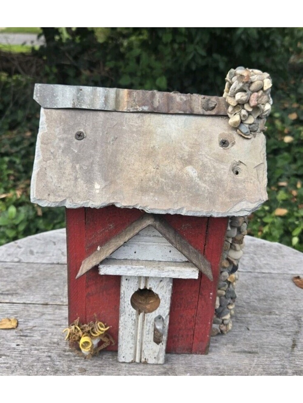 Rustic Red Birdhouse Wood Handmade Garden Yard Decor USA Slate Roof Rock Chimney